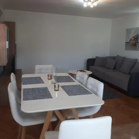 Apartmani Nikola Trogir Room photo