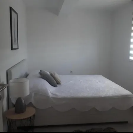 Apartmani Nikola Trogir Exterior photo