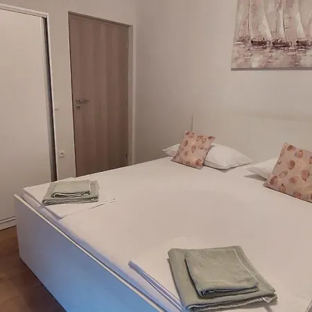Apartmani Nikola Trogir Room photo