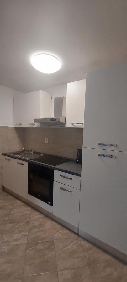 Nikola Apartment